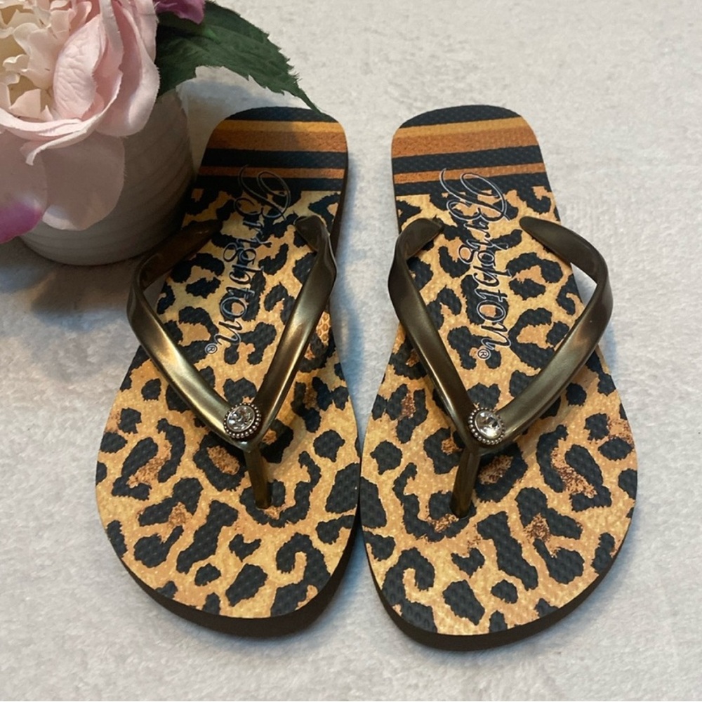 🥳HP🥳 Brighton Animal Print Flip Flop Sandals